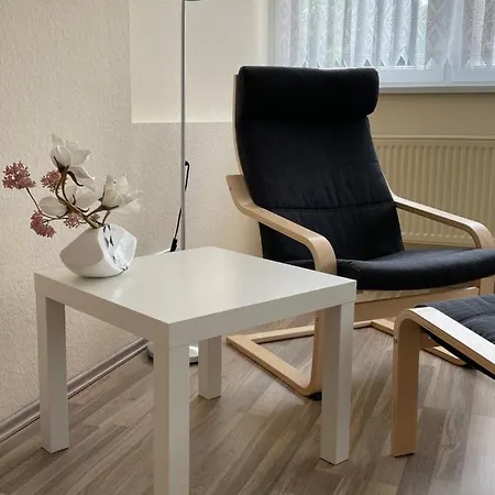 Freundliche Zweiraumwohnung In Ruhiger Lage Appartement